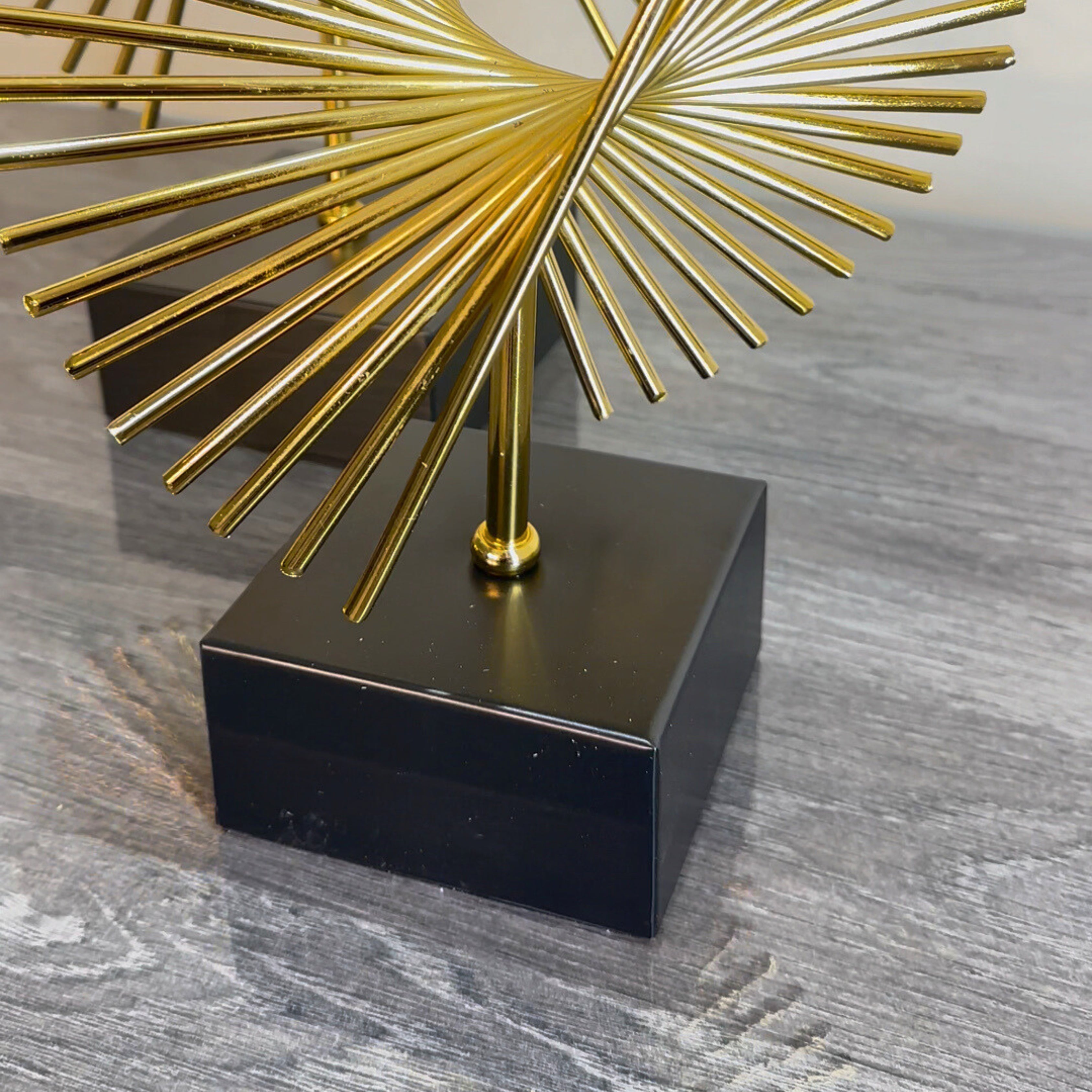 Odel Gold Design On Black Base Ornament 26cm Ivan