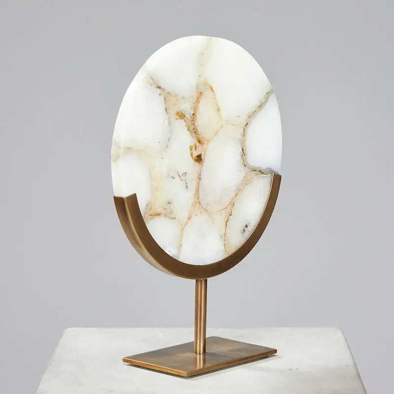 Ornament on base 25x10x35 cm - GOUYA white agate+ant. bronze Light and Living