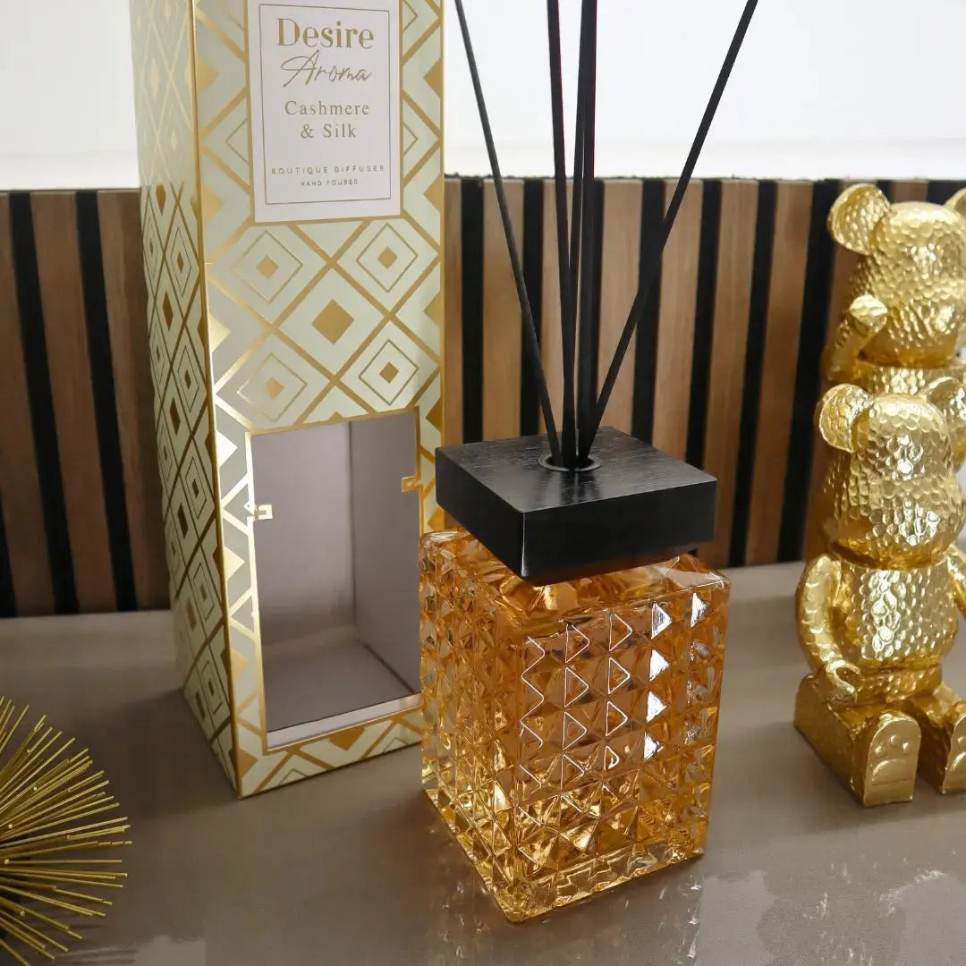 Desire Aroma Pomegranate Noir Boutique Reed Diffuser 1000ml Lesser & Pavey