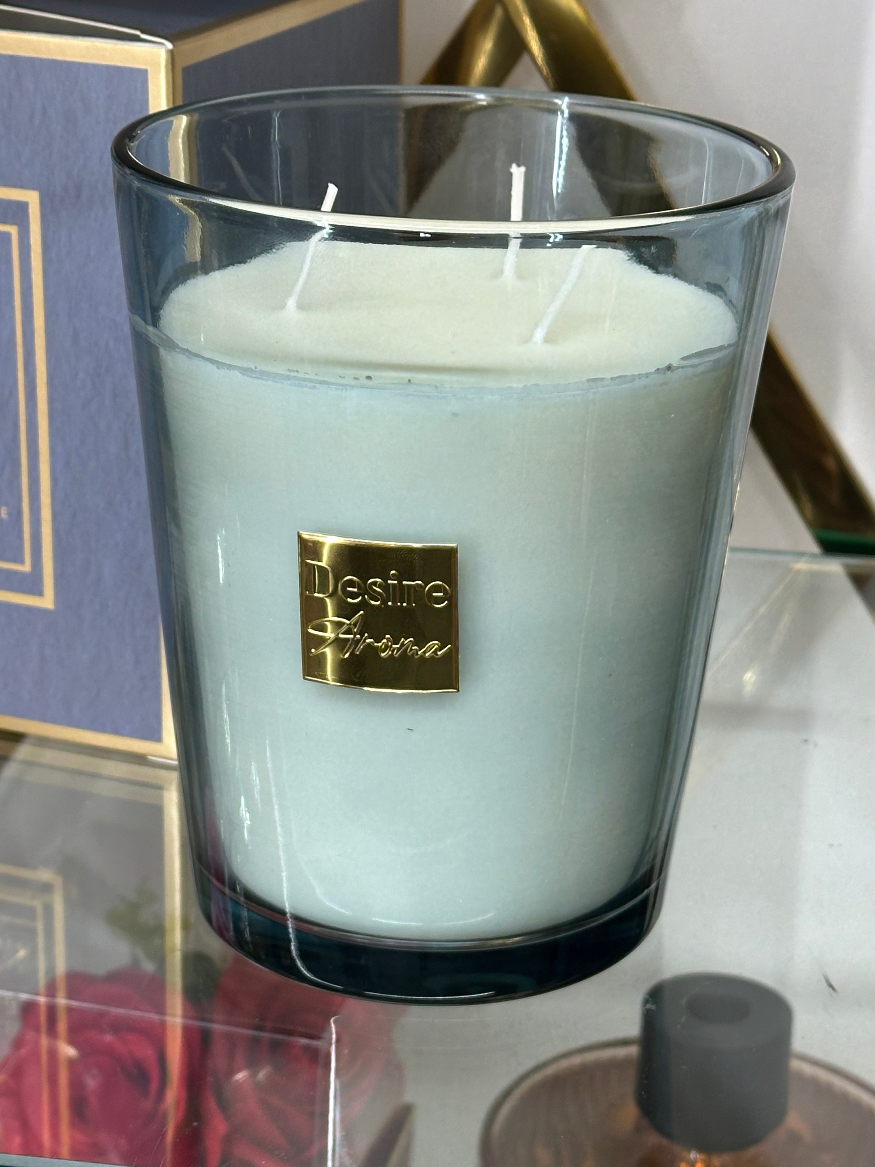 900g Shangri-La Scented Candle Lesser & Pavey Ltd