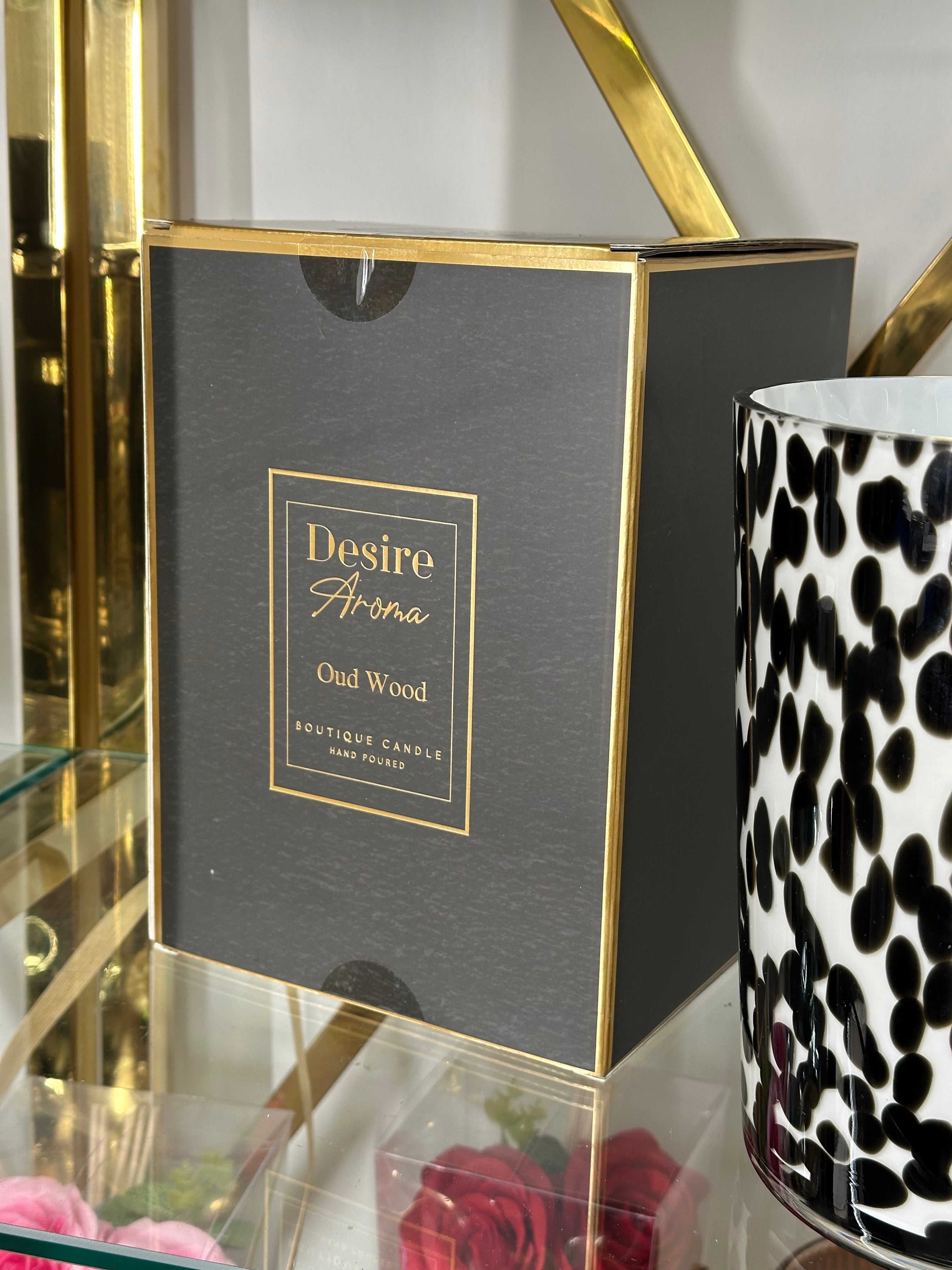 2000g Oud Wood Scented Candle Lesser & Pavey Ltd