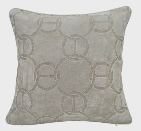 Hookup Ivory Cushion 43 x 43 malini