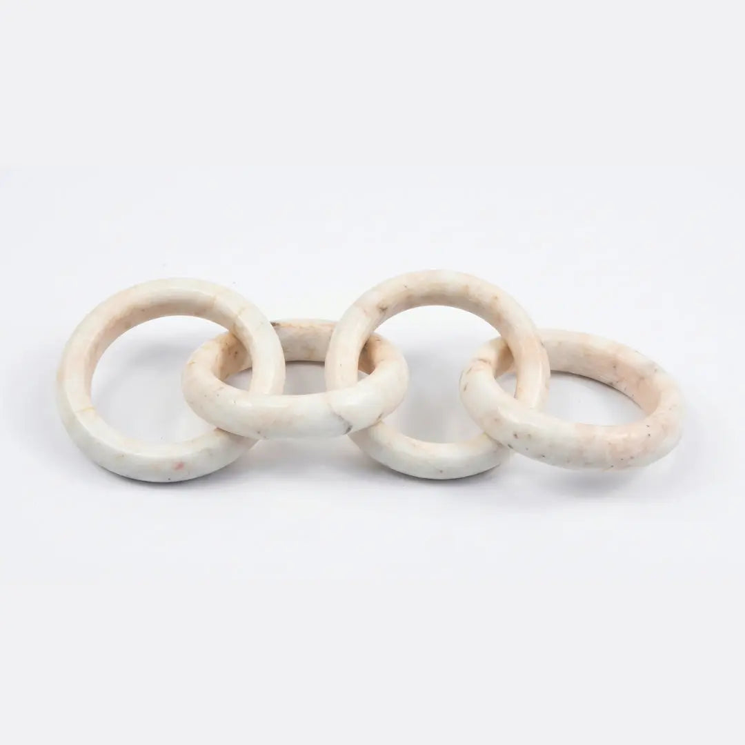 Marble Chain Ornament sil interiors