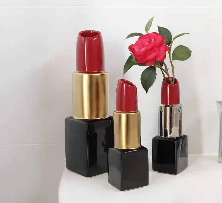 Lipstick Vase Large Milano red, black, gold ­coloured L. 8 cm, W. 8 cm, H. 30.5 cm Gilde