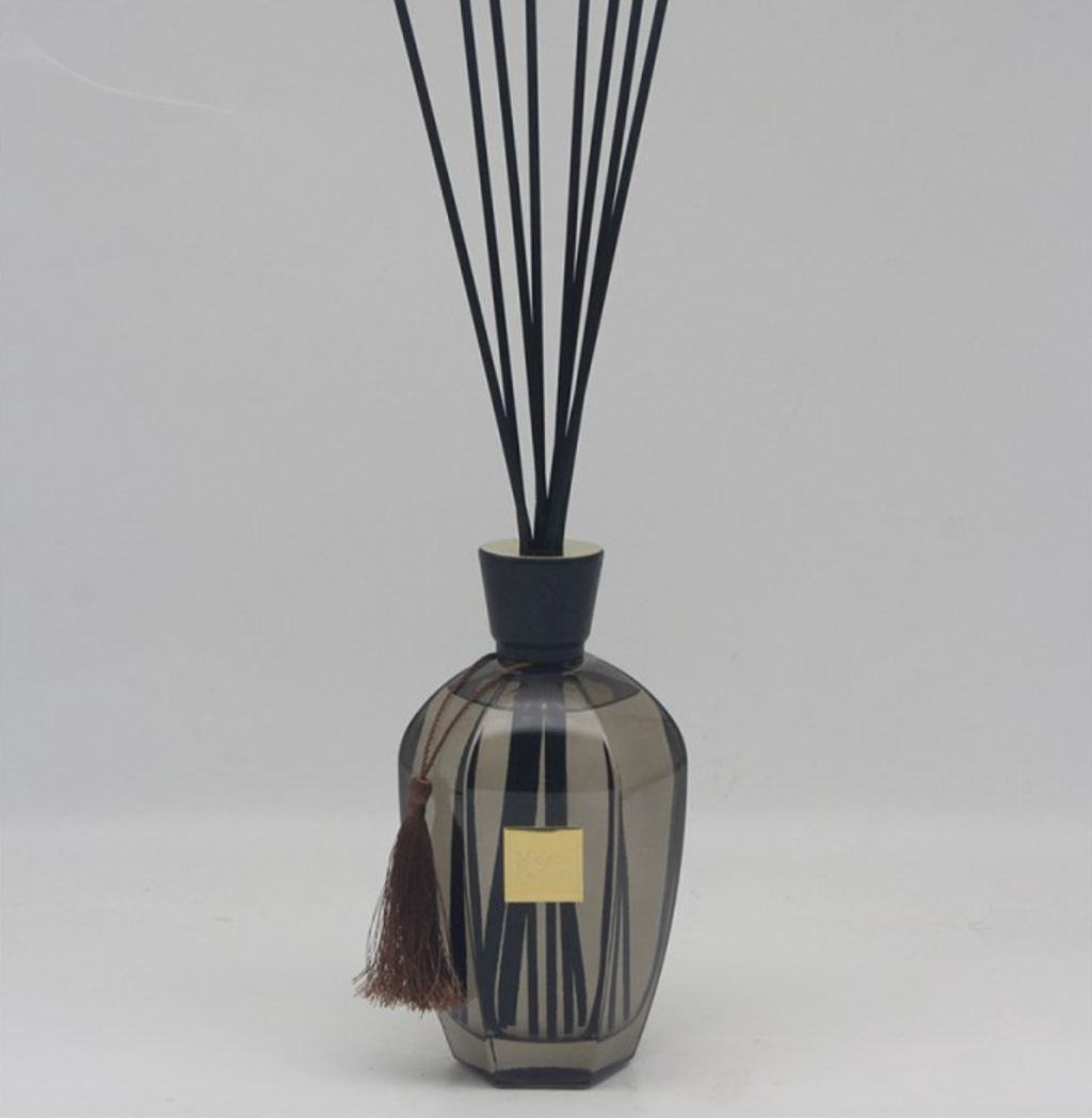 Maison Parfum 800ml Pomegranate Noir Reed Diffuser Lesser & Pavey Ltd