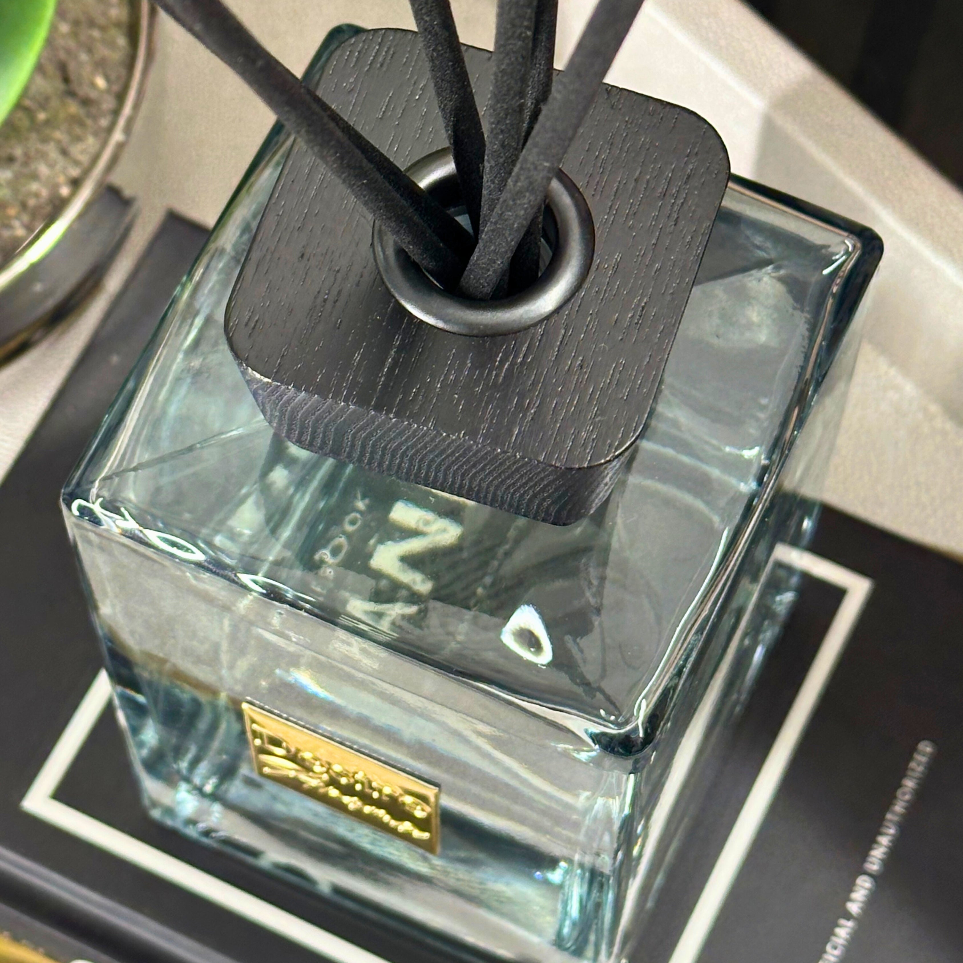 Desire Aroma Suave 500ml Reed Diffuser Lesser & Pavey Ltd