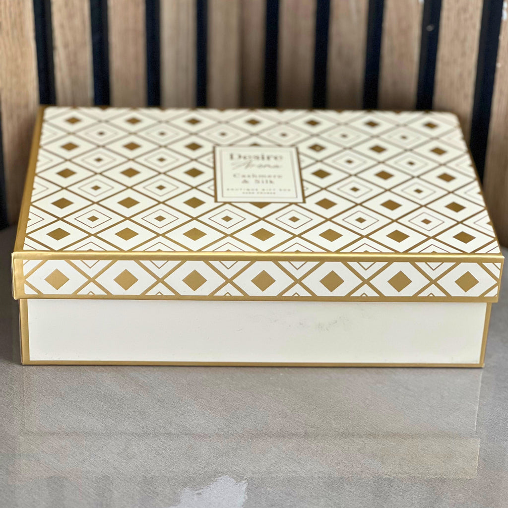 Desire Aroma Cashmere & Silk Gift Set Lesser & Pavey Ltd
