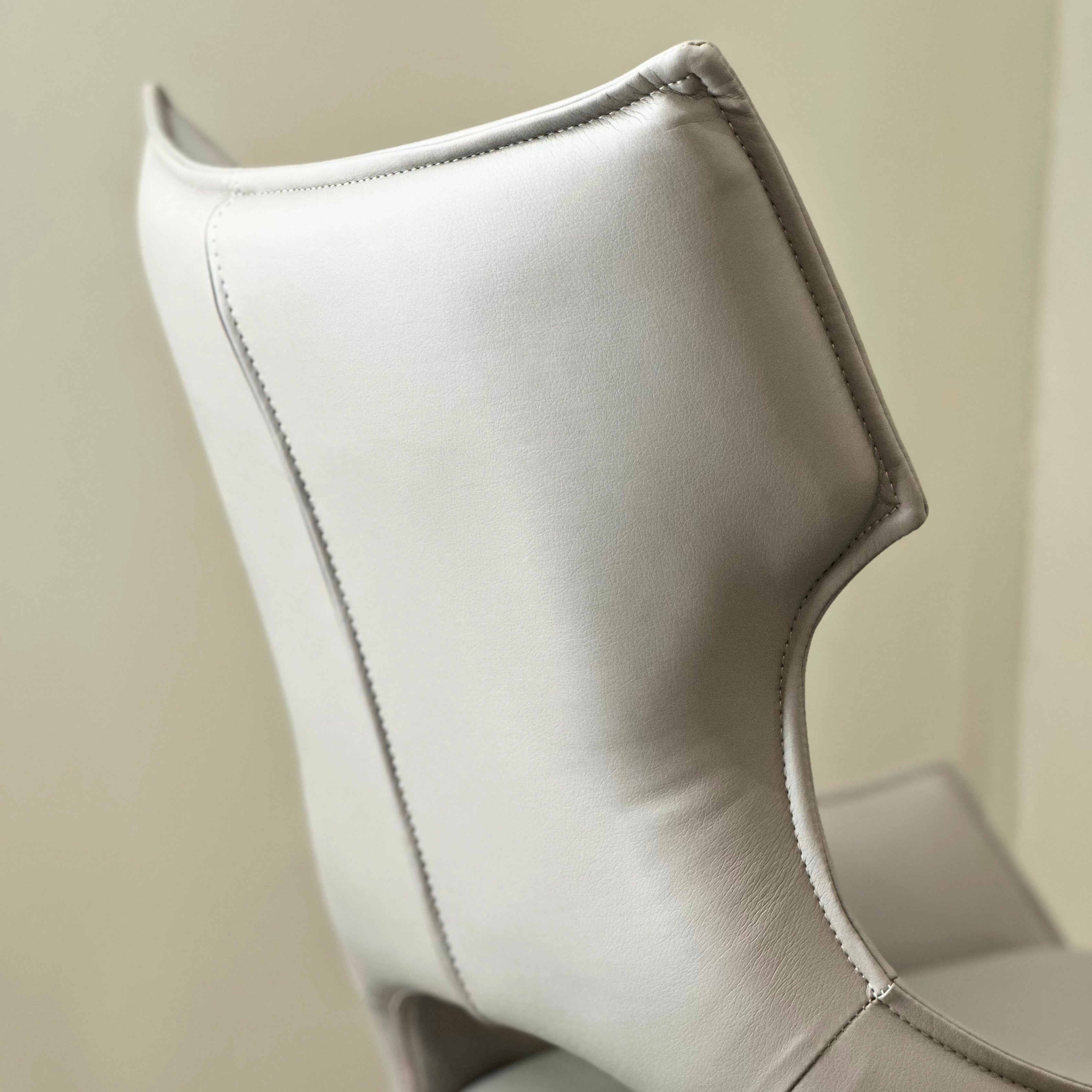 Raffaello Swivel Leather Chair Torelli