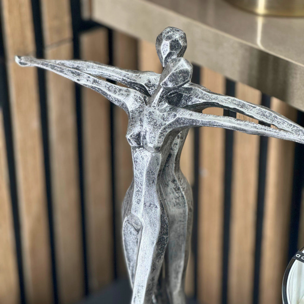 Silver Couple Statue Ornament 35cm sil interiors