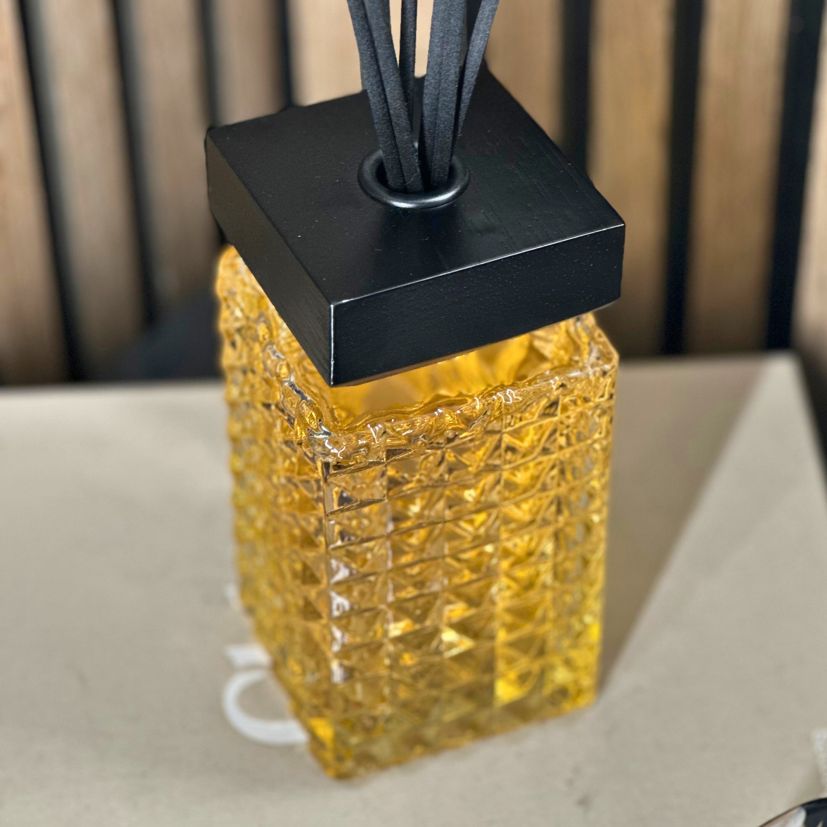 Desire Aroma Cashmere & Silk 500ml Cut Glass Reed Diffuser Lesser & Pavey Ltd