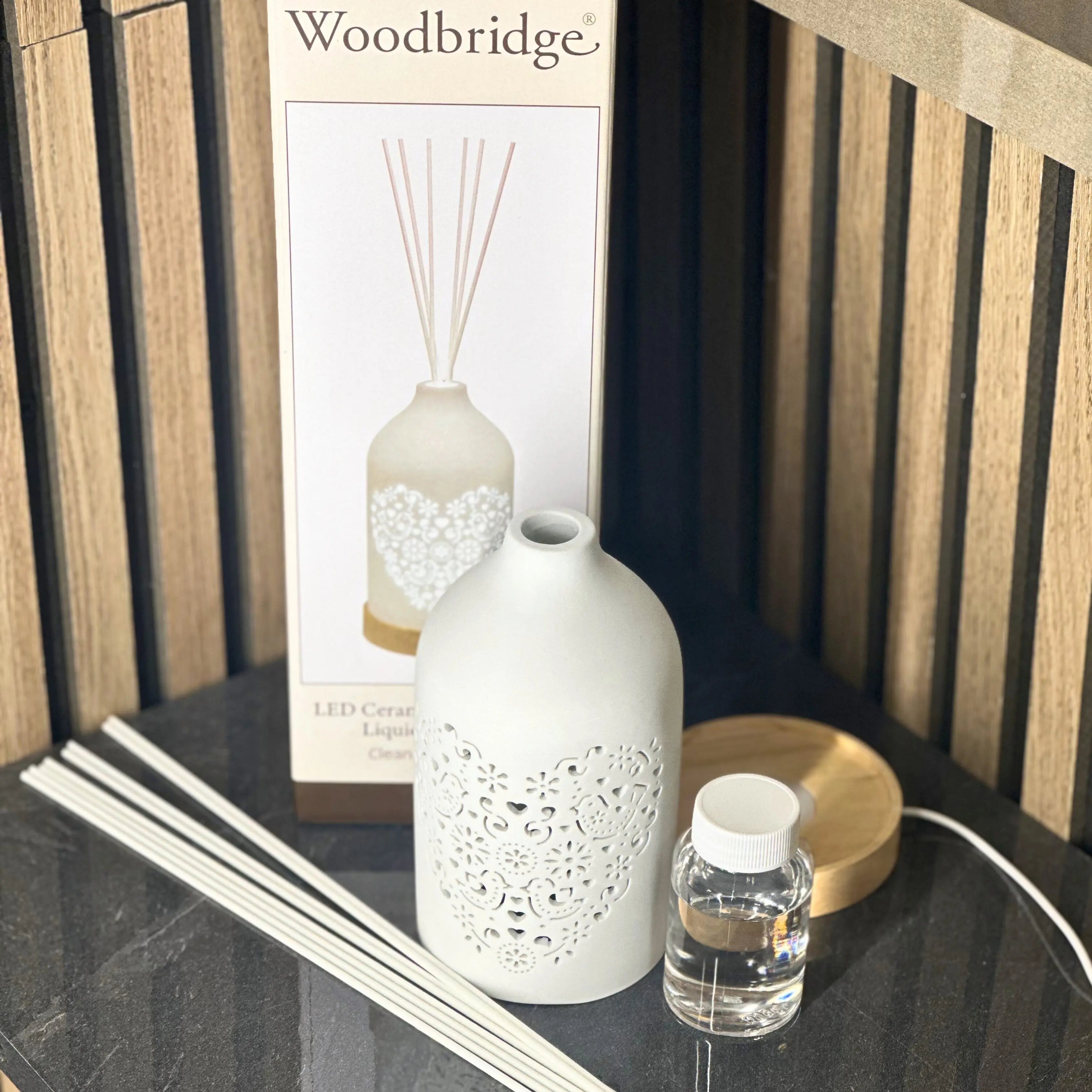 LED Ceramic Reed Diffuser Heart 19cm Aromatize