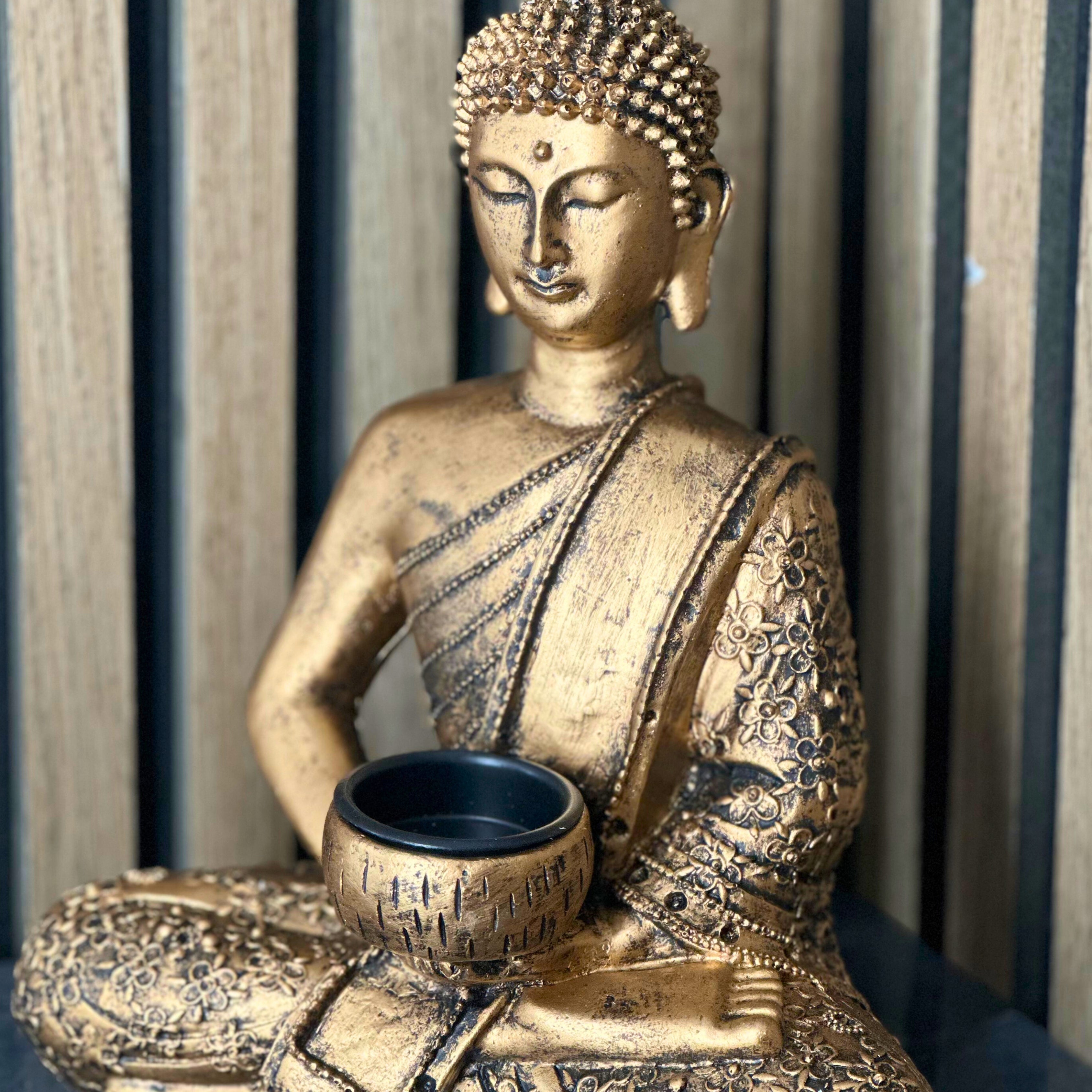 Sitting Thai Buddha Tealight Holder N/A