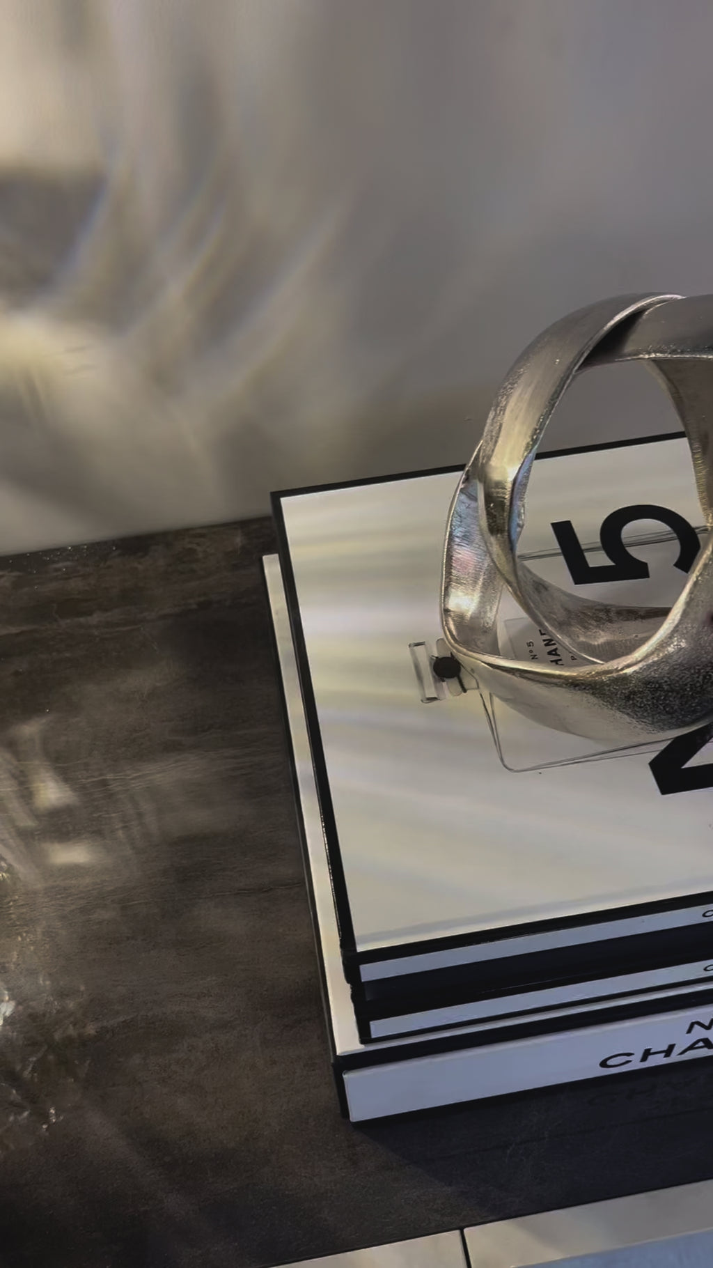 Silver Aluminium Knot Ornament