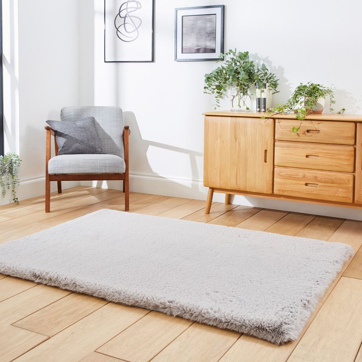 Super Teddy Modern Faux Fur Anti-Shed Silver Rug Think Rug